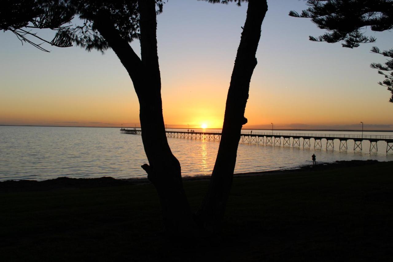 Ceduna Foreshore Caravan Park Villa Exterior photo