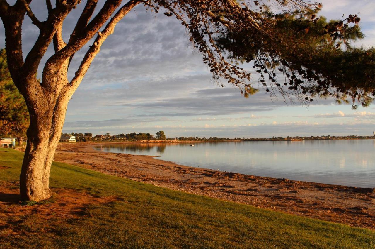 Ceduna Foreshore Caravan Park Villa Exterior photo