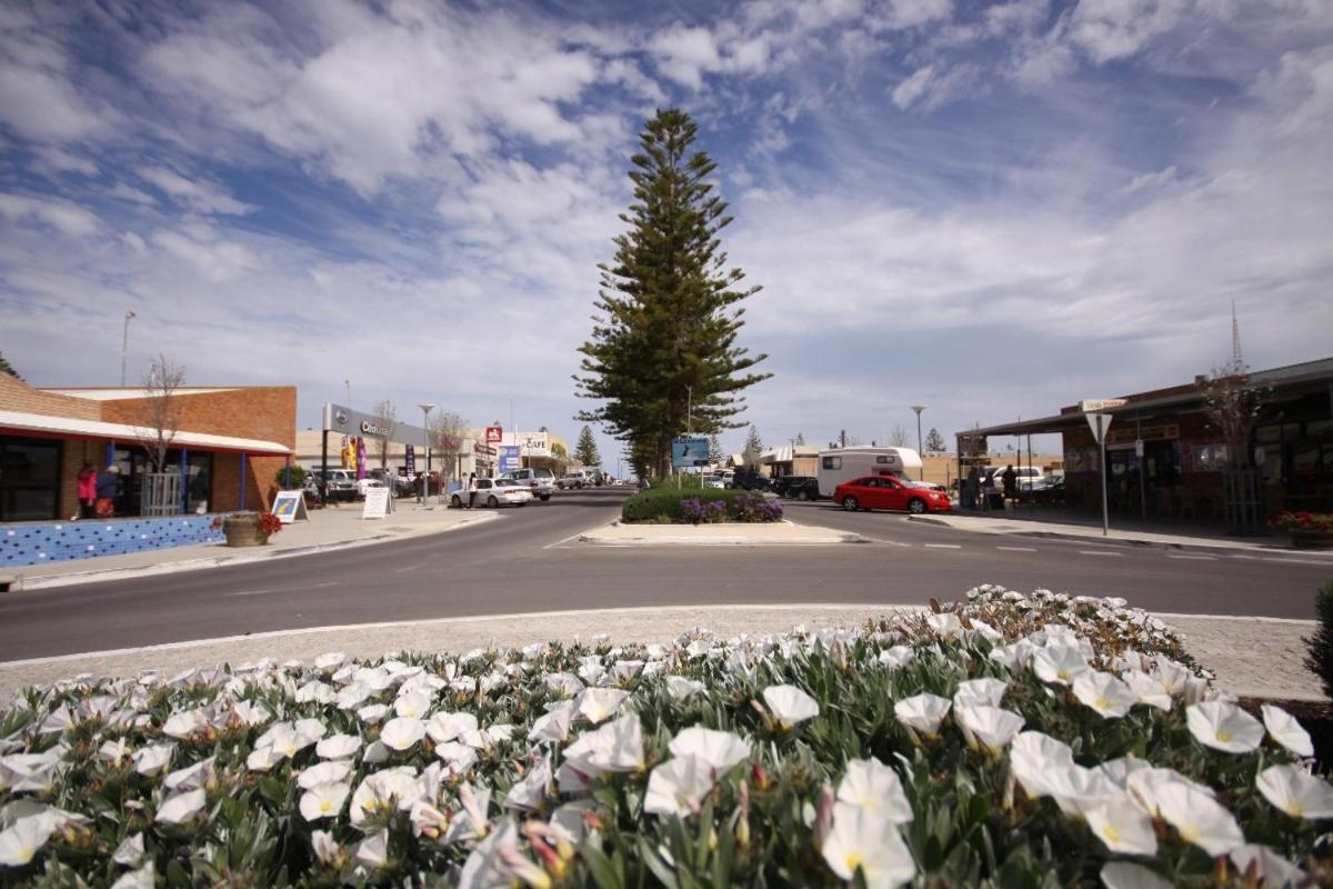 Ceduna Foreshore Caravan Park Villa Exterior photo