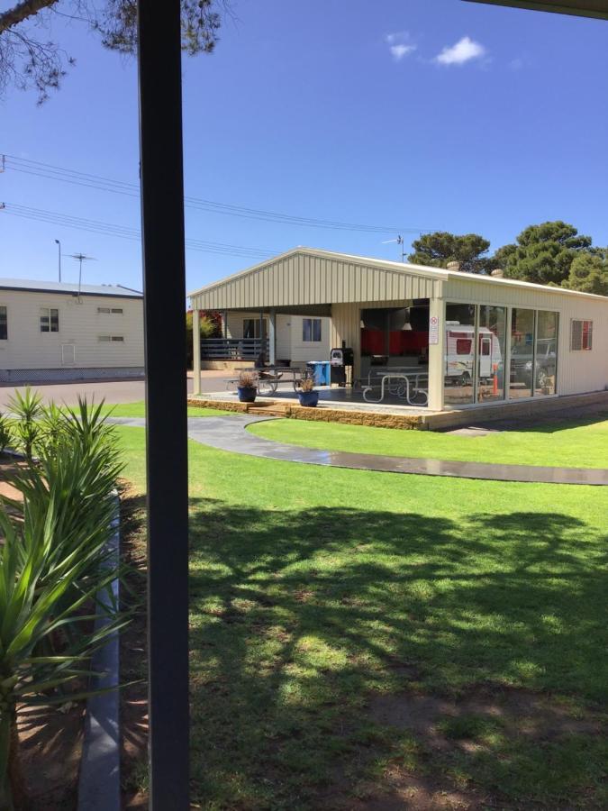 Ceduna Foreshore Caravan Park Villa Exterior photo